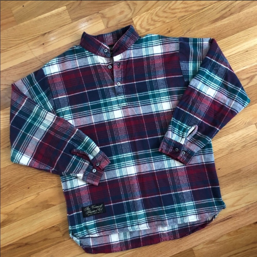 ✨NWOT ! Vermont Flannel Company Pull-Over